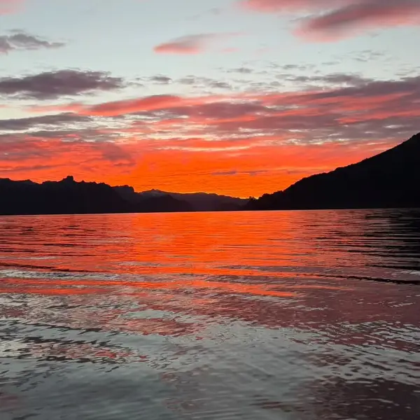 Atardecer sobre el Traful